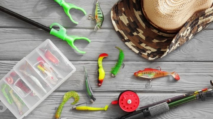 A survival fishing kit is a great tool for providing food in a SHTF event