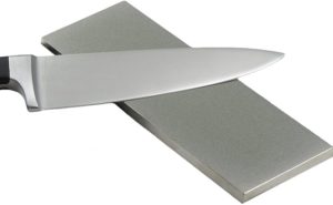 Diamond sharpening stone for knives