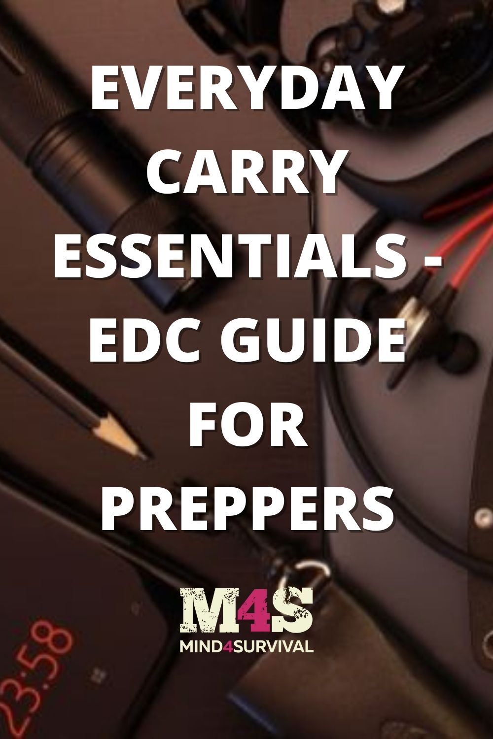 Everyday Carry Essentials: Beginner\'s EDC Guide (2022)