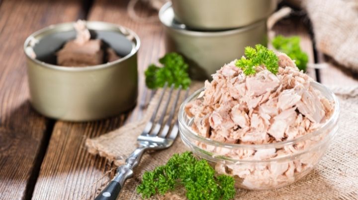 Canned tuna is a healthy way to add protein to your stockpile