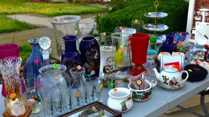Hold a yard sale to help declutter your home